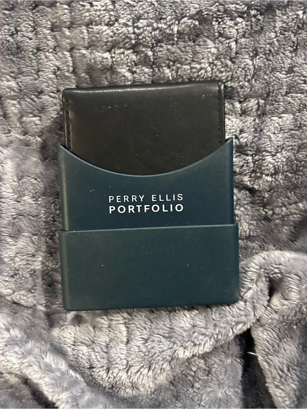 New Perry Ellis Men’s Black Soft Touch Portfolio Wallet